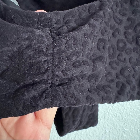 Tai Swim 2 Piece High Cut Cheeky Black Burnout Velvet Textured Leopard Print M - Picture 7 of 10